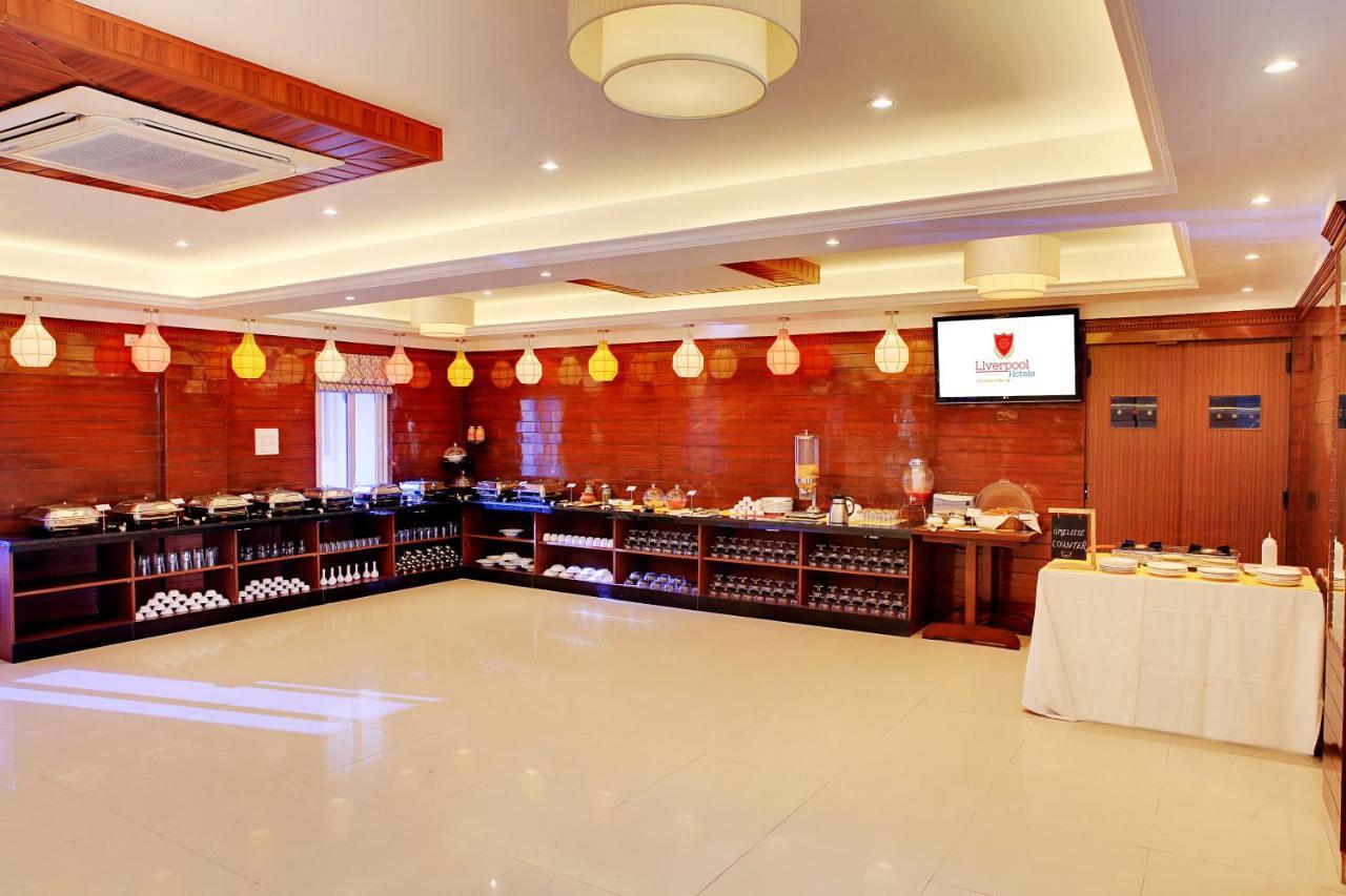 Hotel Voyagers 99 Bangalore Buitenkant foto