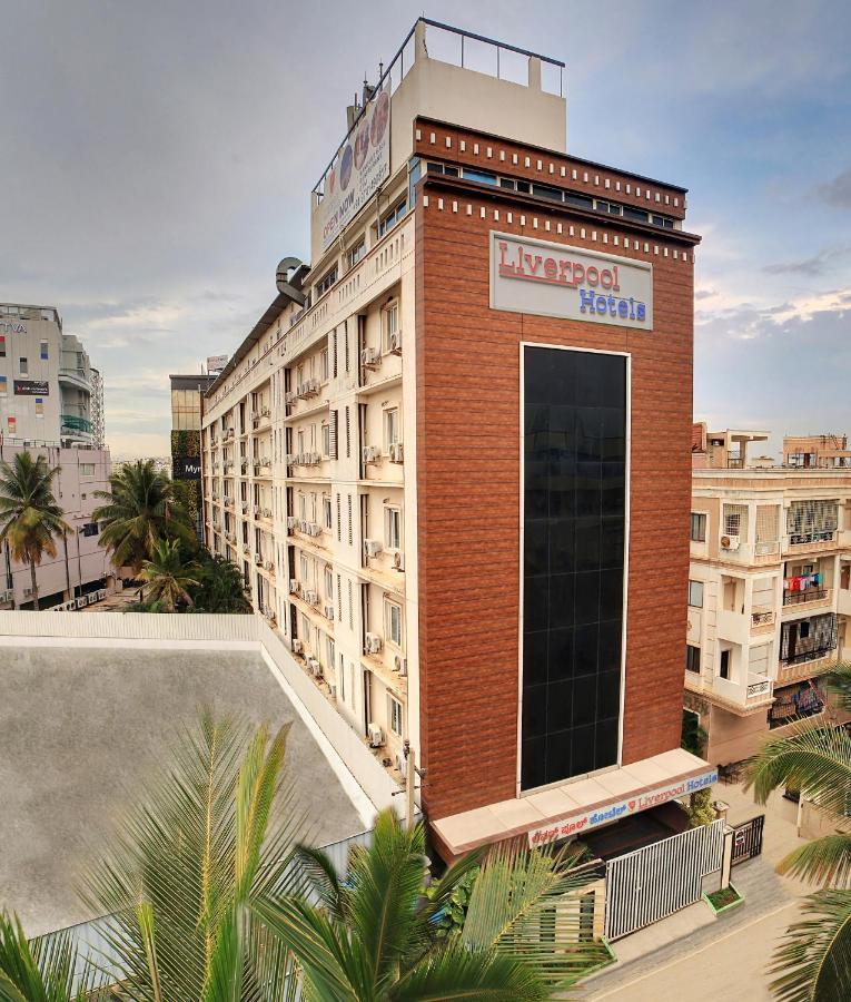 Hotel Voyagers 99 Bangalore Buitenkant foto