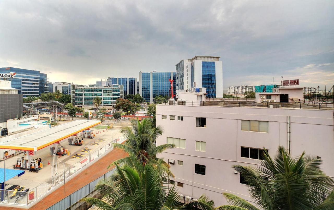 Hotel Voyagers 99 Bangalore Buitenkant foto